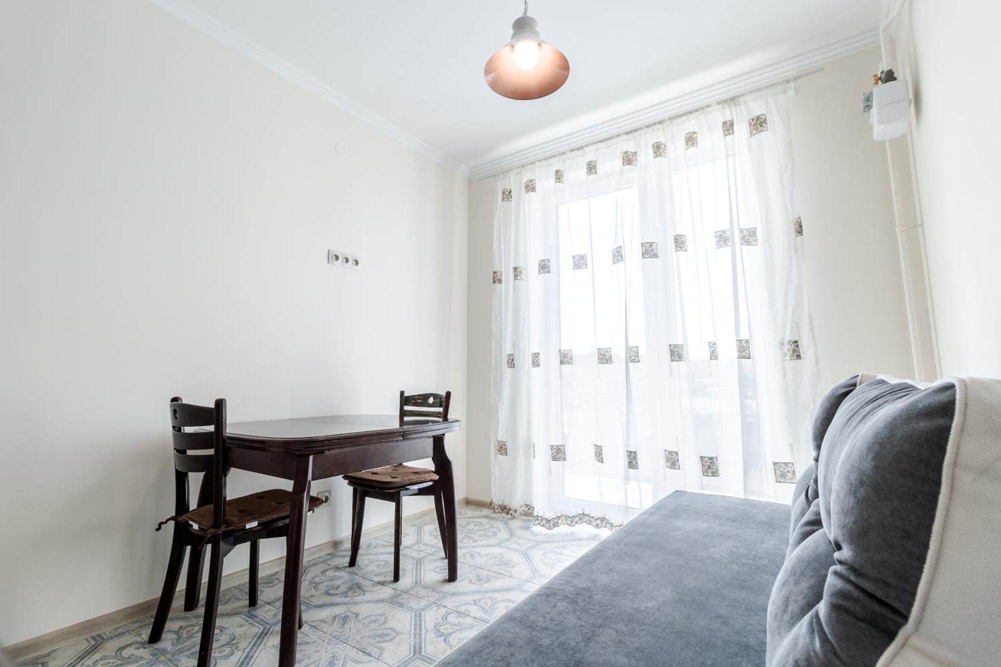 Inshiapartments On Hazova Str 4 Лвив Екстериор снимка