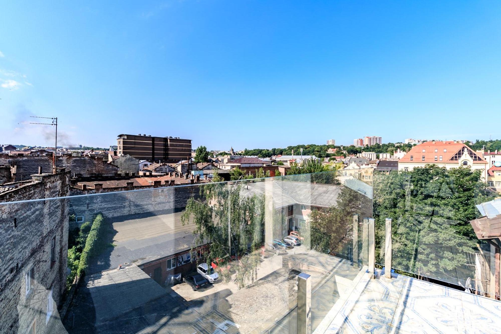 Inshiapartments On Hazova Str 4 Лвив Екстериор снимка