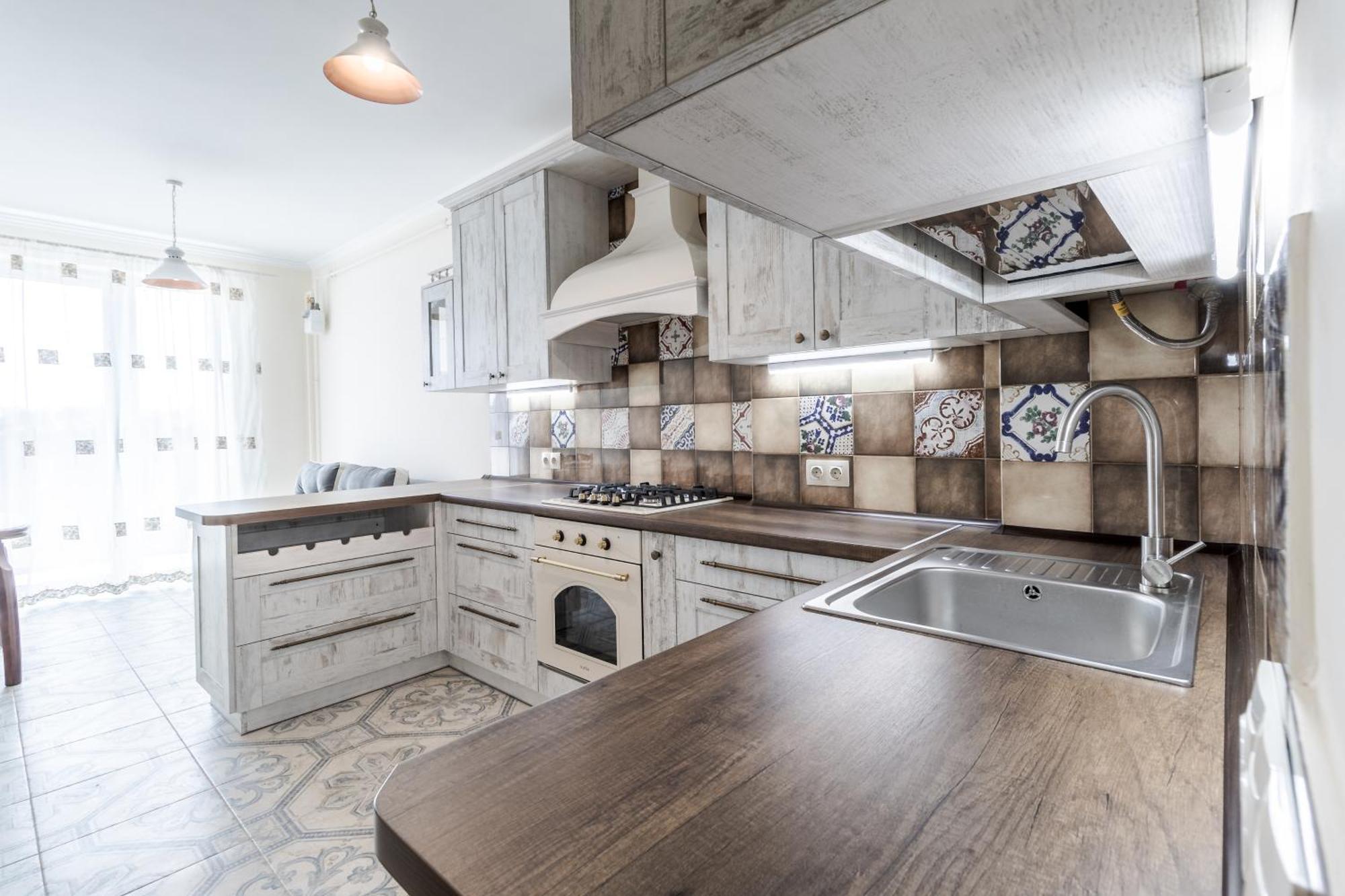Inshiapartments On Hazova Str 4 Лвив Екстериор снимка